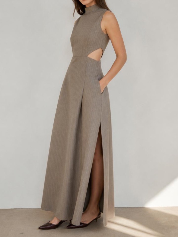 Vestido Longo gola alta vazado